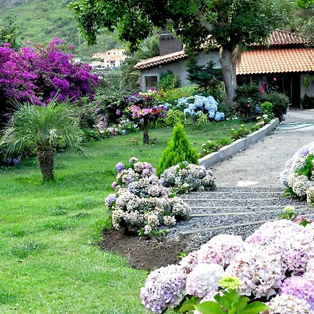 Refugio *
